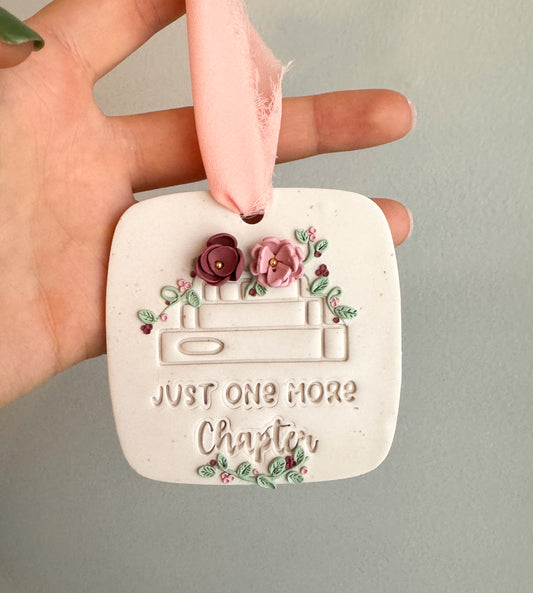 Book Lovers Ornament / Wall Hanging