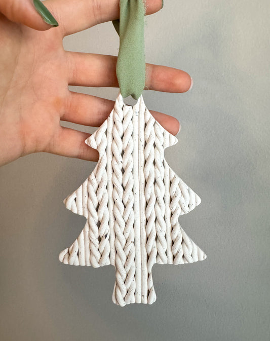 Knitted Tree Ornament / Wall Hanging